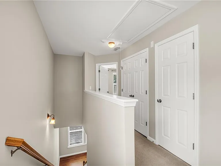 501 Grove Field Ct — Photo 33