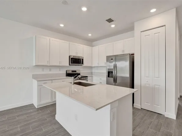 3777 Harborside Ave, Fort Pierce, FL 34946