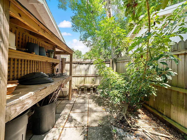 3212 W Fielder St — Photo 40