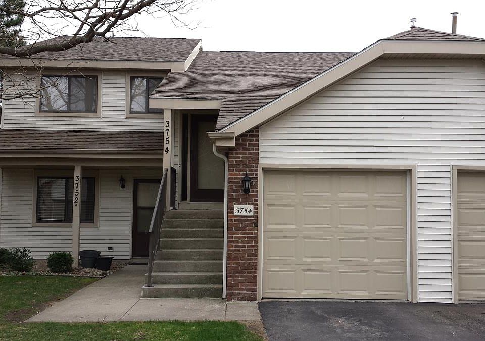 outside view of upper level condo