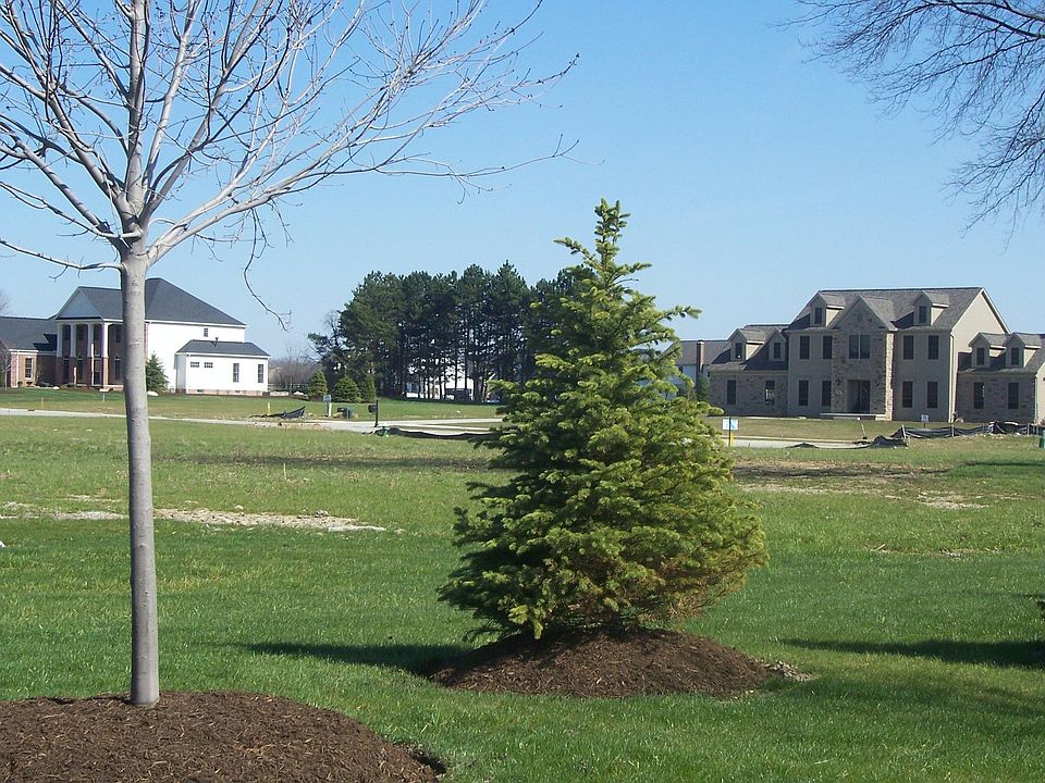 2nd image of 59 Yorkshire Dr