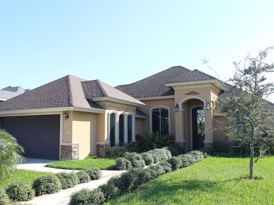 1st image of 922 Vista Hermosa St