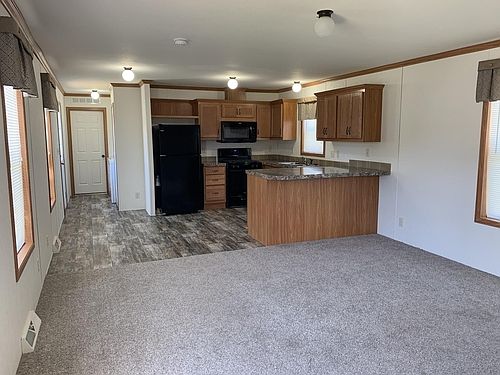 1st image of 1444 Iowa Pl