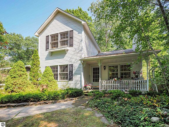 4th image of 7708 Ladd Dr NW
