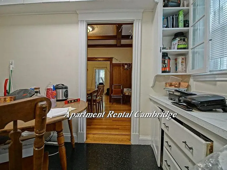 1442 Cambridge St — Photo 3