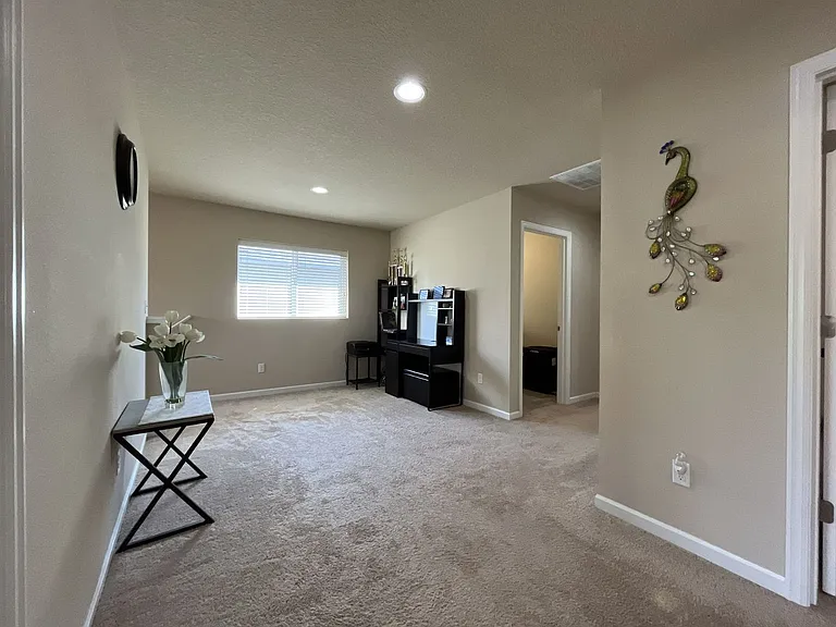 7114 NW 167th Ave — Photo 43