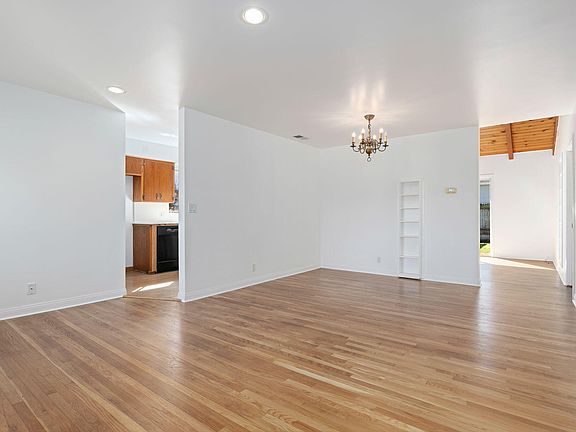 5th image of 6877 Fortuna Rd