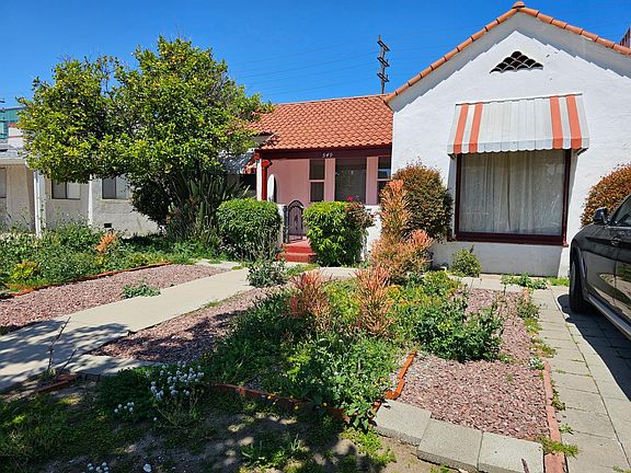 3rd image of 549 Ivy St