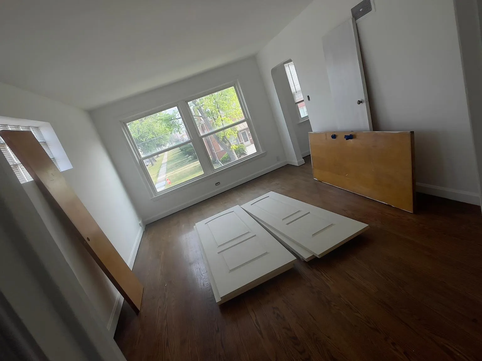 3301 Jackson St — Photo 2