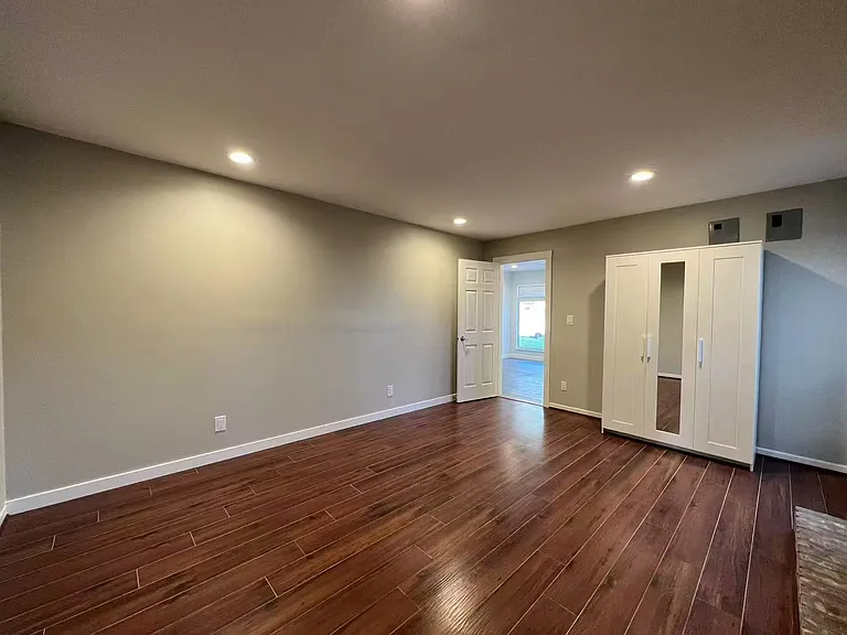 6011 Livingstone Pl — Photo 7