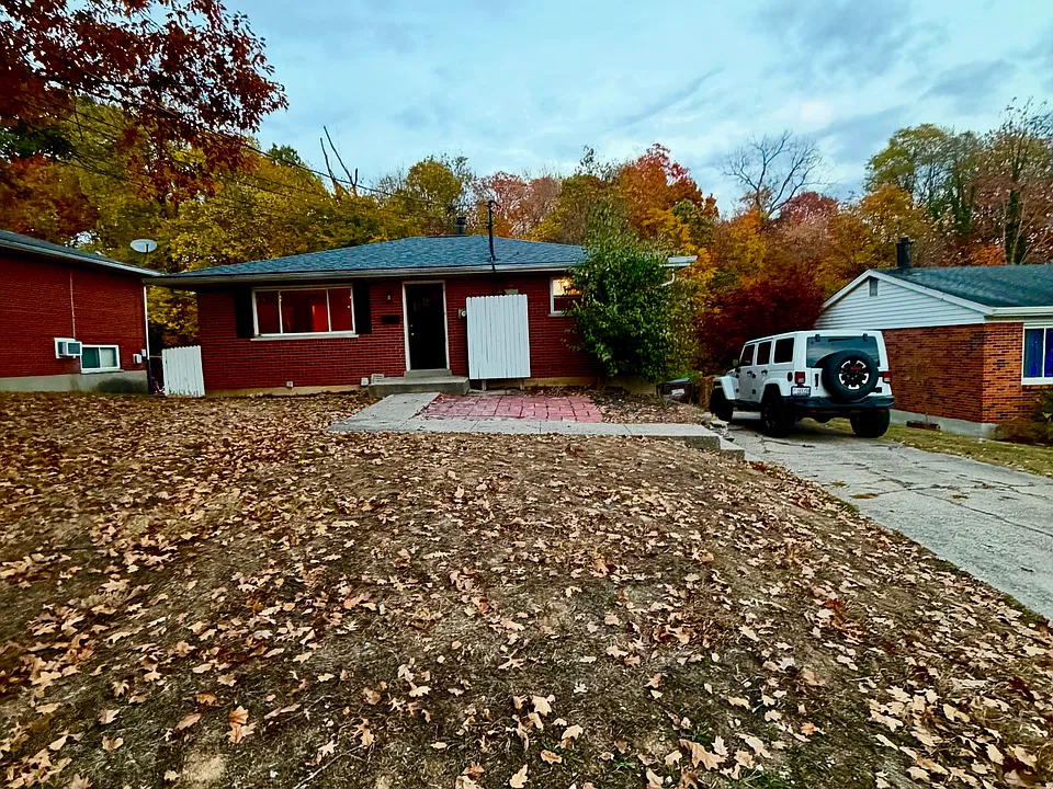 616 Perimeter Dr #1