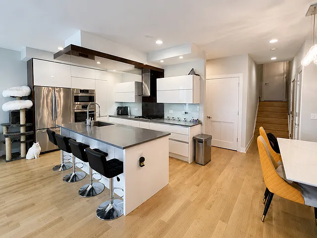 1008 N Larrabee St #3S — Photo 2