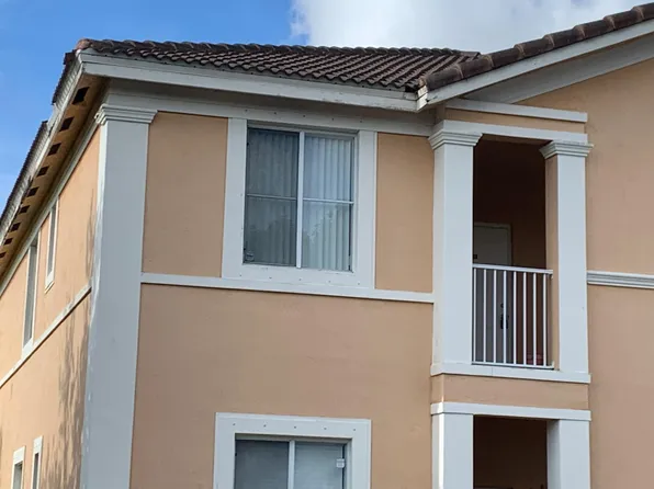 17610 NW 73rd Ave #2005, Hialeah, FL 33015