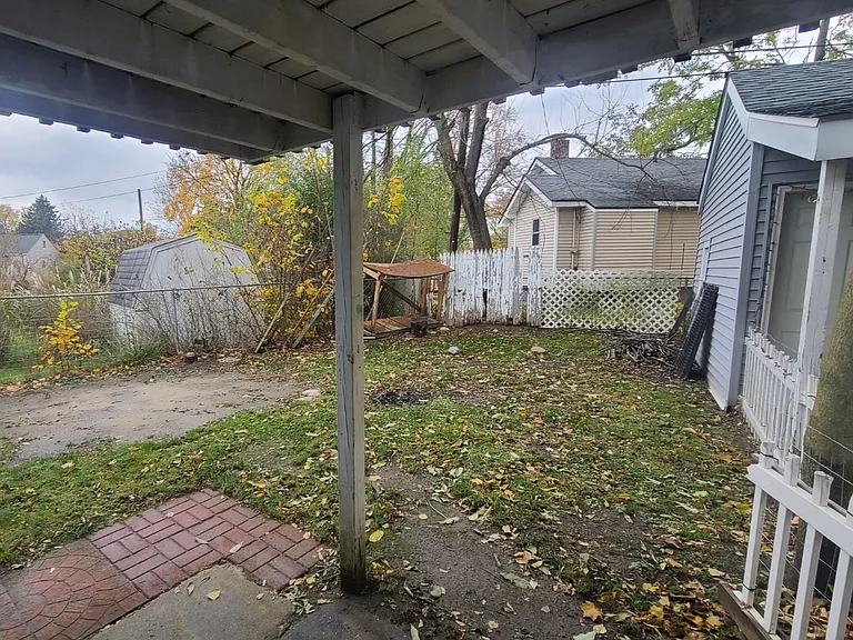 4411 Red Arrow Rd — Photo 5
