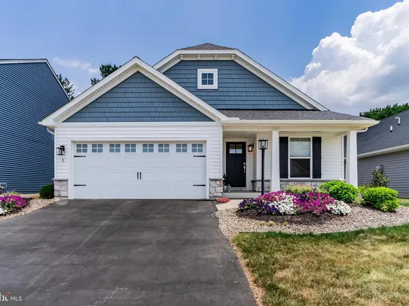 5 Shillington Ln, Carlisle, PA 17013