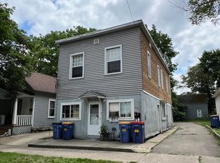 860 Tenth NW, Grand Rapids, MI 49504