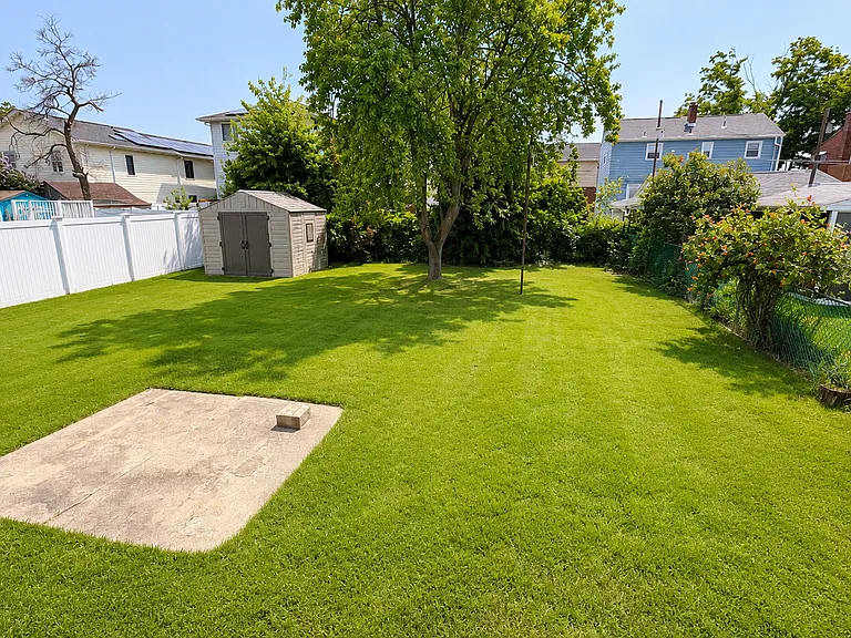 128 Garibaldi Ave #1 — Photo 6