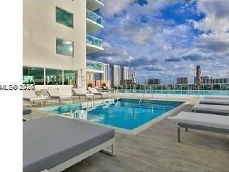 400 Sunny Isles Blvd #817 — Photo 22