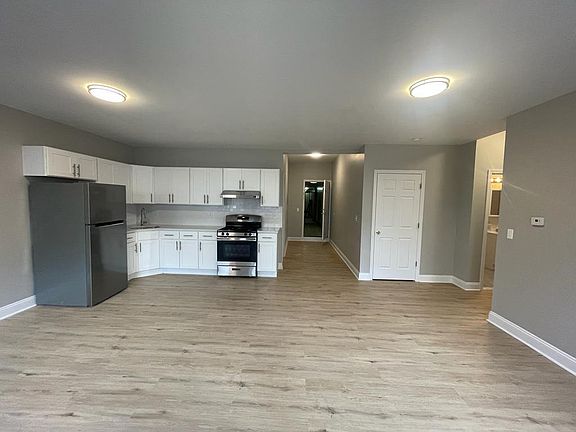 4th image of 67 Lenox Ave #Bbr