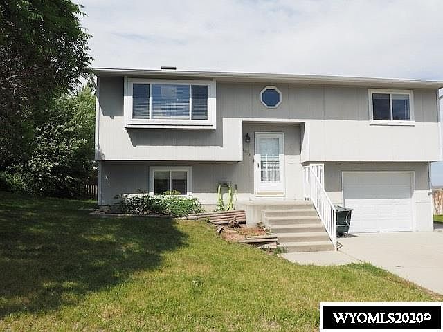 1st image of 1078 Riverbend Dr