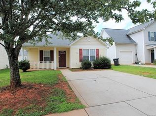 9341 Dewey Dr, Charlotte, NC 28214