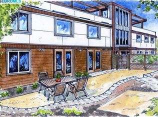 2113 West St APT B, Berkeley, CA 94702