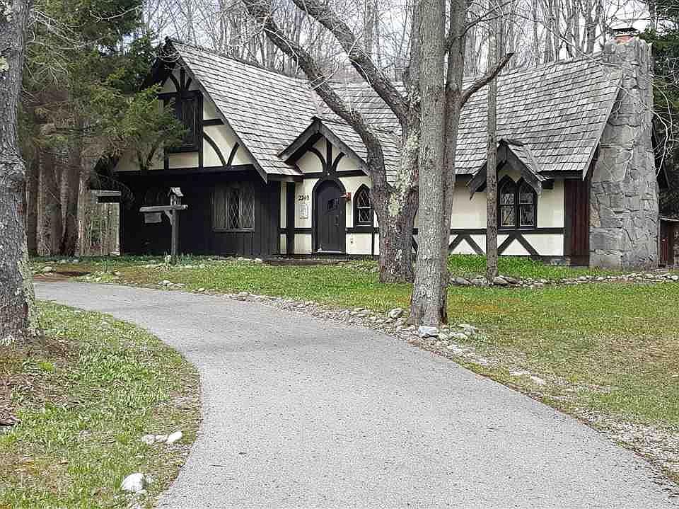 1st image of 2240 Schuss Mountain Dr