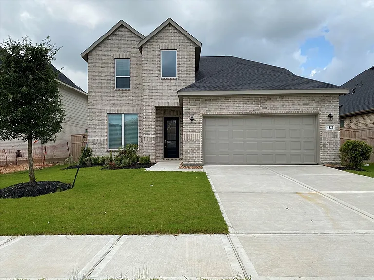 4523 Sunny Hazel Ln — Photo 1