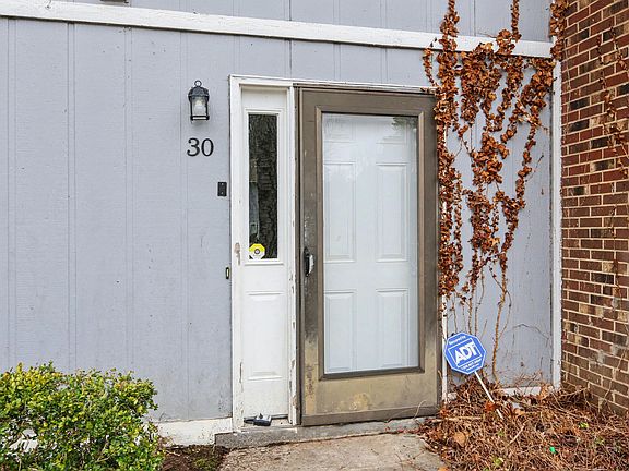 4th image of 1304 Seaton Rd #30