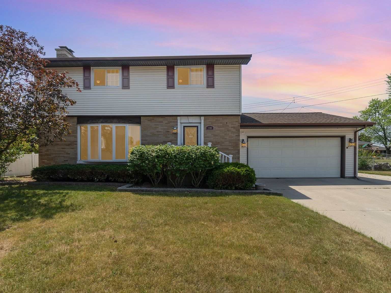 1902 Galke Ct, Bay City, MI 48708 Zillow