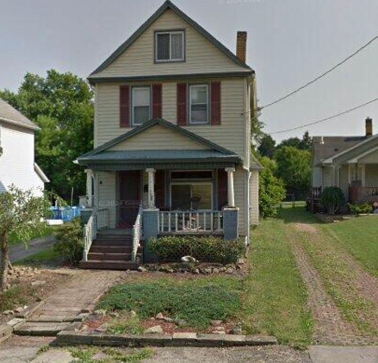 1st image of 1745 Manhattan Ave