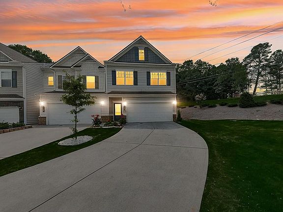 2nd image of 14 Kane Dr