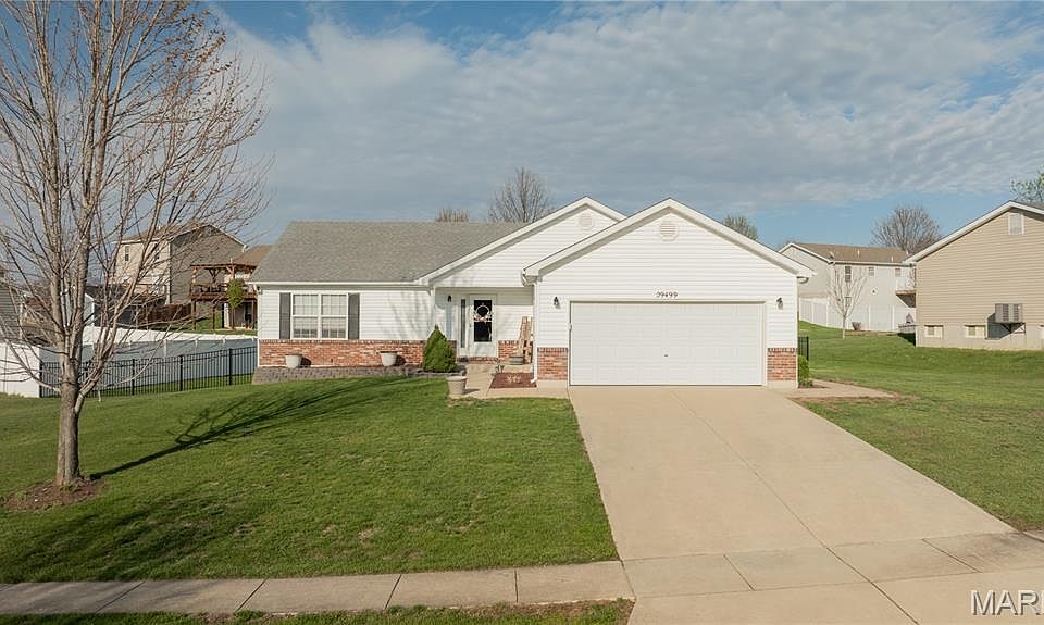 1st image of 29499 Walnut Hollow Dr