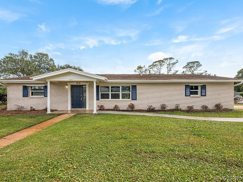1st image of 4241 Ivanhoe Dr