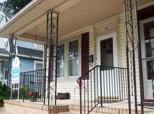 32 S Locust St, Lititz, PA 17543