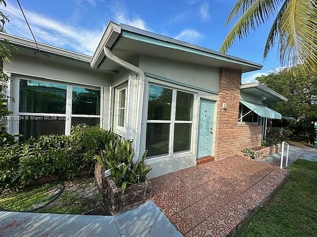 1st image of 1247 Marseille Dr #16