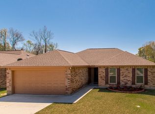 1015 W Huey St, Gonzales, LA 70737