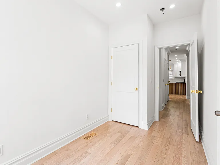 70 E Passaic St #1A — Photo 23