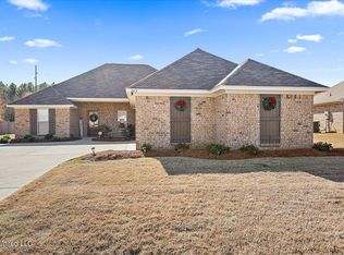 563 Westfield Dr, Pearl, MS 39208