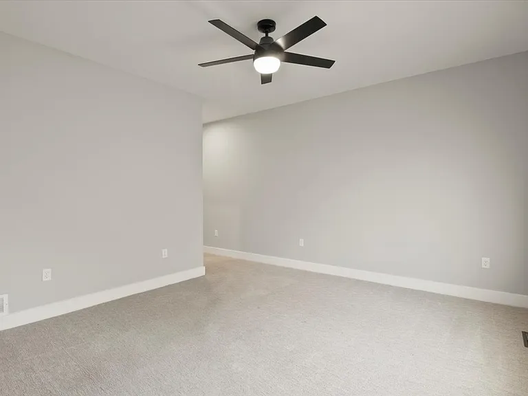 Parker Place — Photo 142
