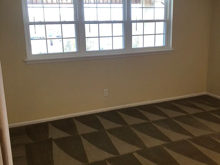 Garden of Eden Aapartments — Photo 18