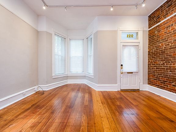 3rd image of 221 E 10th St #1