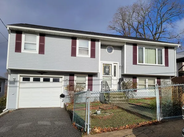 144 Herman St, Fall River, MA 02720