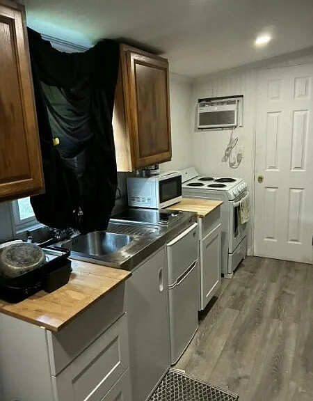 2855 Boston Ct — Photo 6