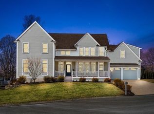 6 Carriage Ln, Wakefield, MA 01880