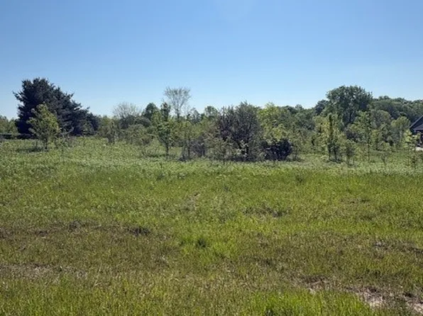 7373 Hunters Glen Ln, Seville, OH 44273
