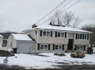 70 Drakesdale Rd, Flanders, NJ 07836