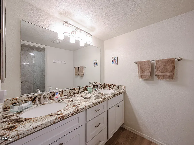 9430 E Mission Ln #104 — Photo 15