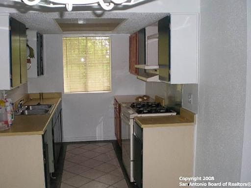 4th image of 3215 SCARLET O HARA DR
