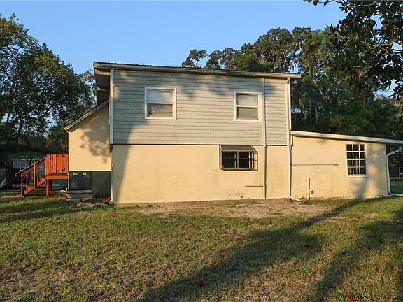 3rd image of 10631 Kim Ln